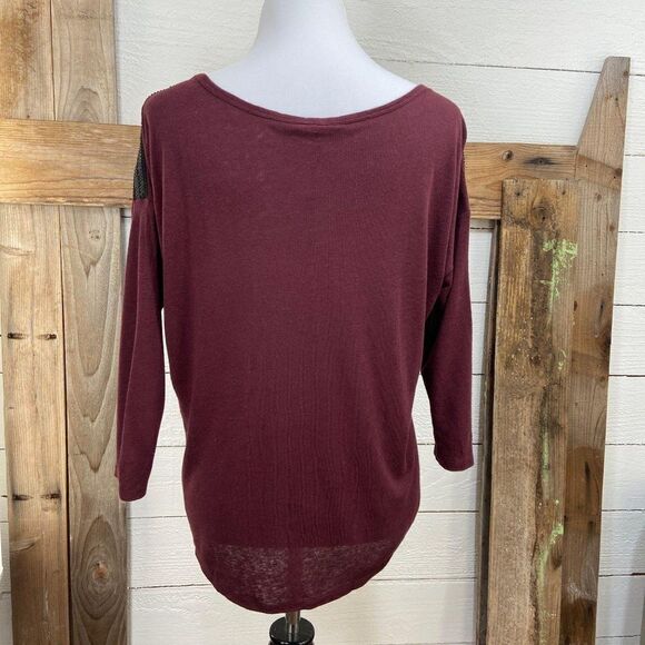 $59.  NYJD 3/4 Sleeve Boat Neck Top  Red Black NWT - Picture 7 of 8